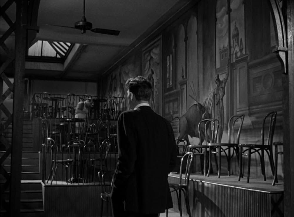 裏切りの街角の画像