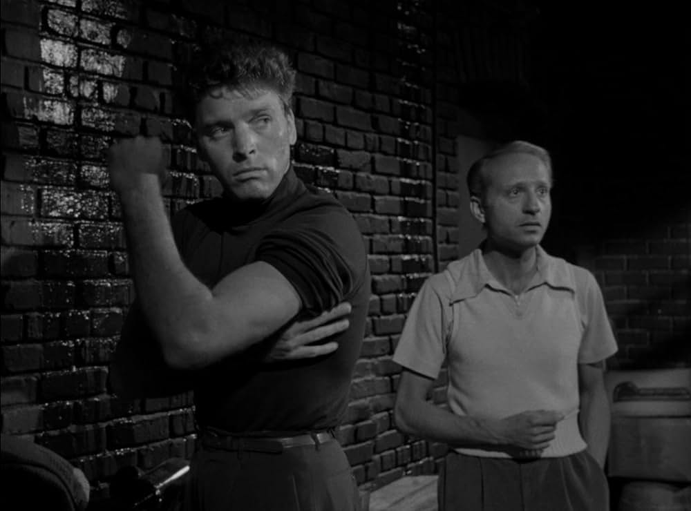 裏切りの街角の画像