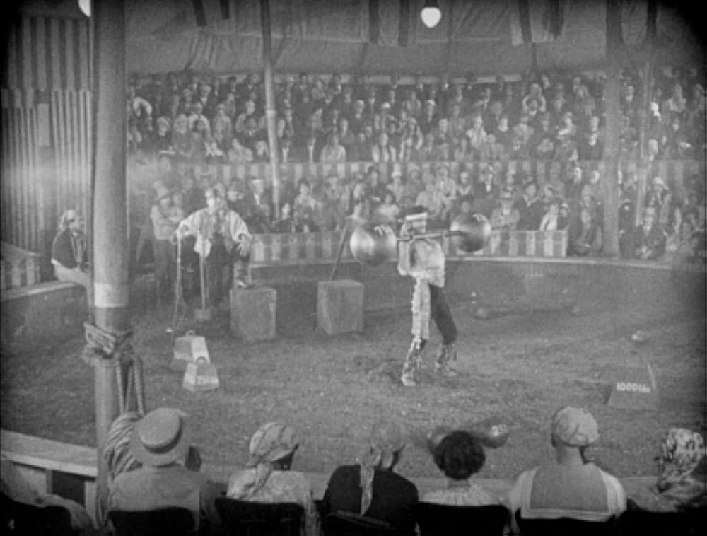 知られぬ人の画像