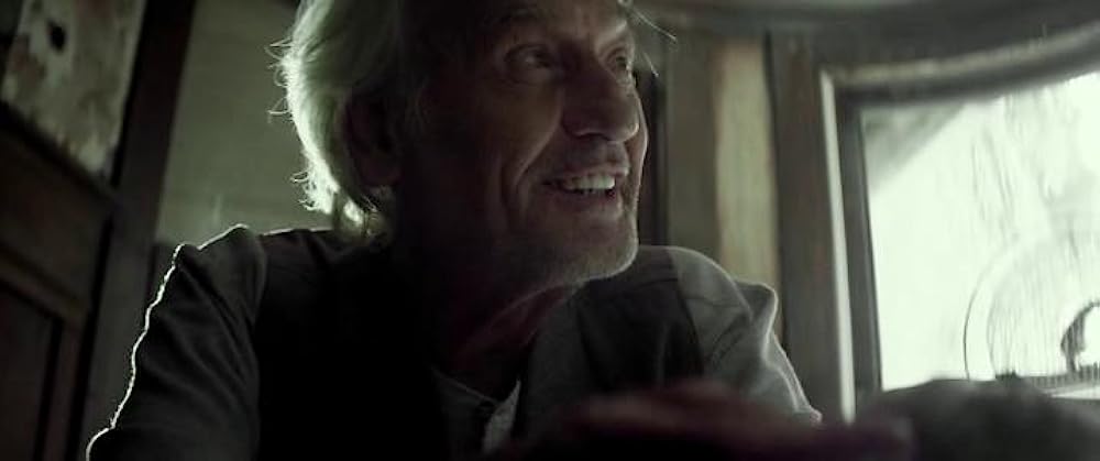 クリティカル・ブロンドの画像