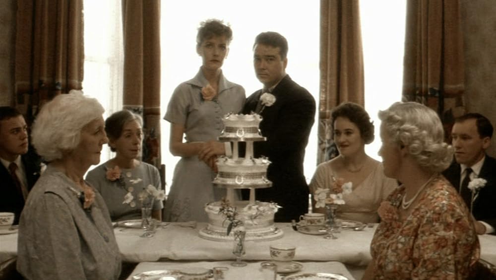 遠い声、静かな暮しの画像