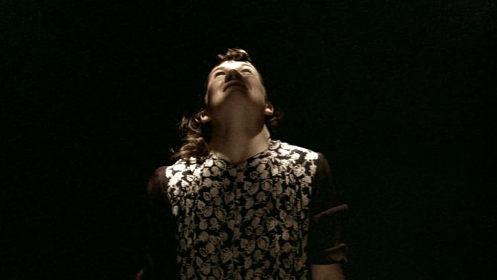 遠い声、静かな暮しの画像