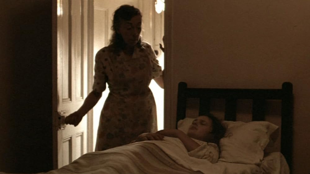 遠い声、静かな暮しの画像