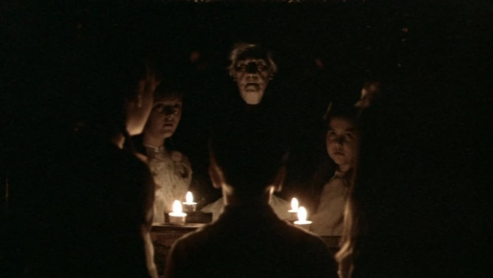 遠い声、静かな暮しの画像