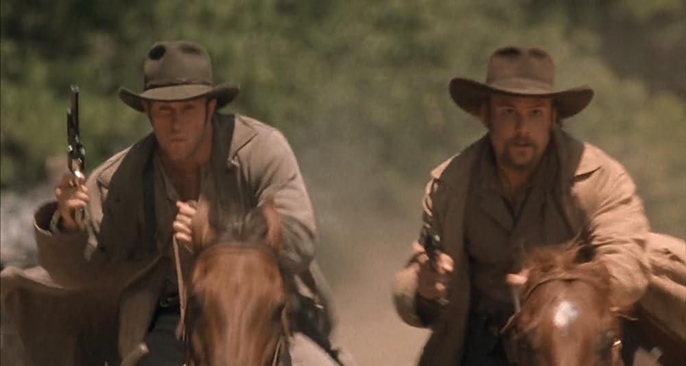 「アメリカン・アウトロー」スコット・カーン & ガブリエル・マクトの画像