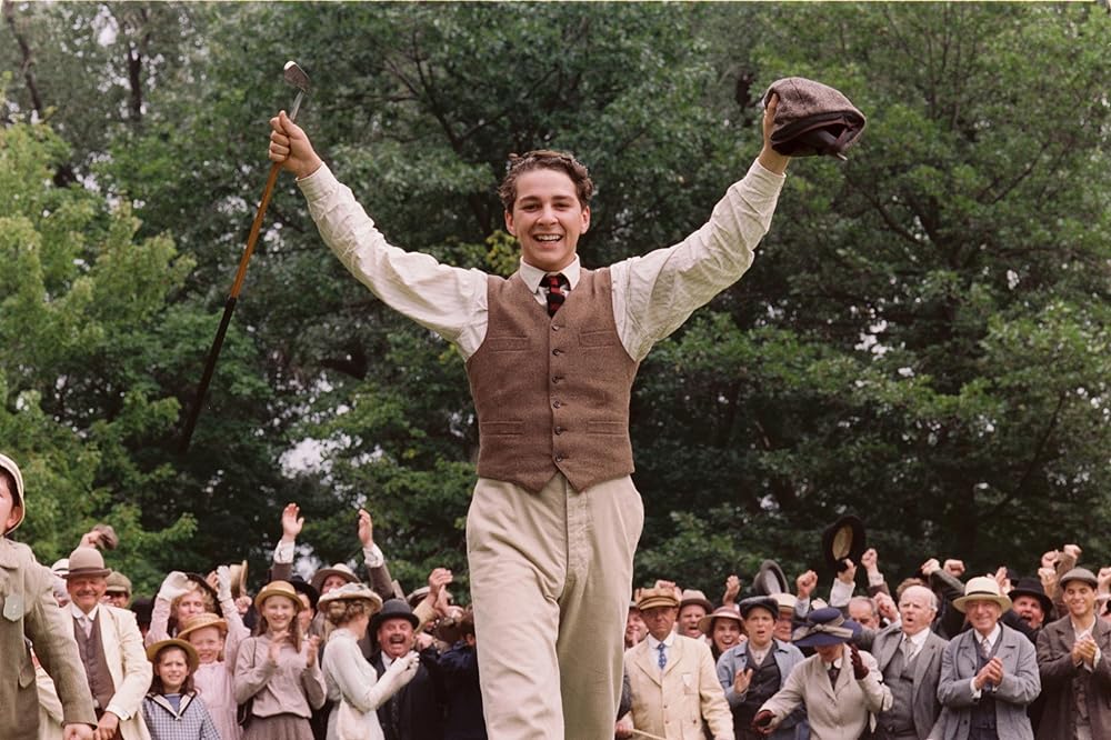 「グレイテスト・ゲーム」シャイア・ラブーフの画像