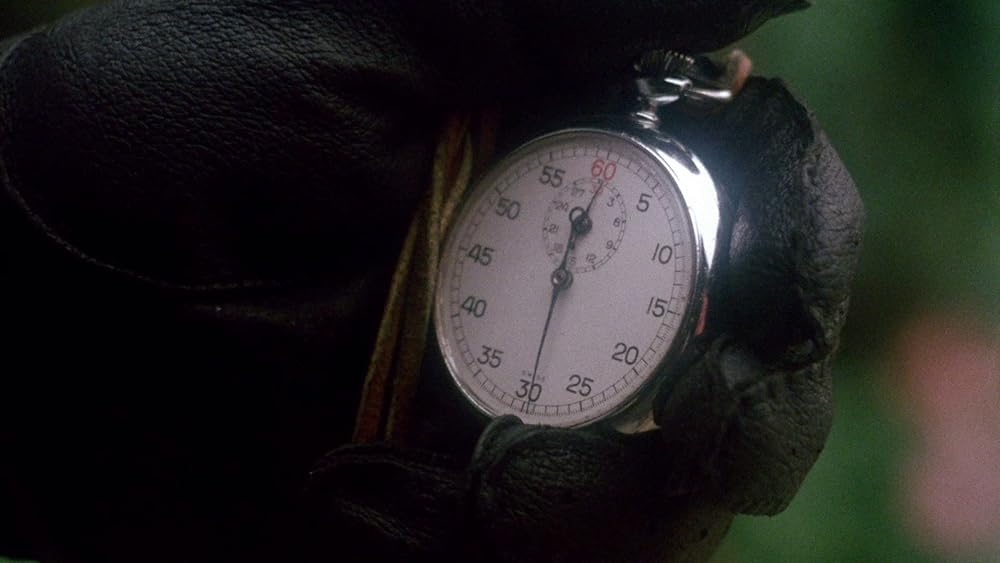 鮮血！悪夢の卒業式の画像