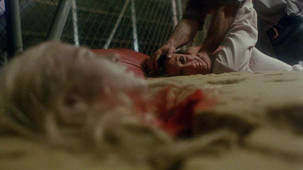 鮮血！悪夢の卒業式の画像