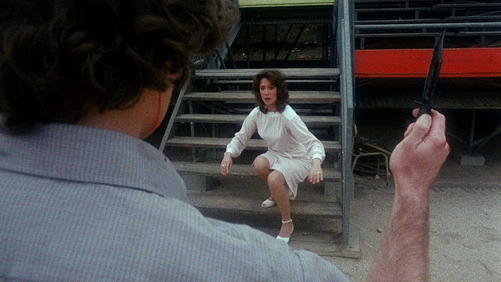 鮮血！悪夢の卒業式の画像