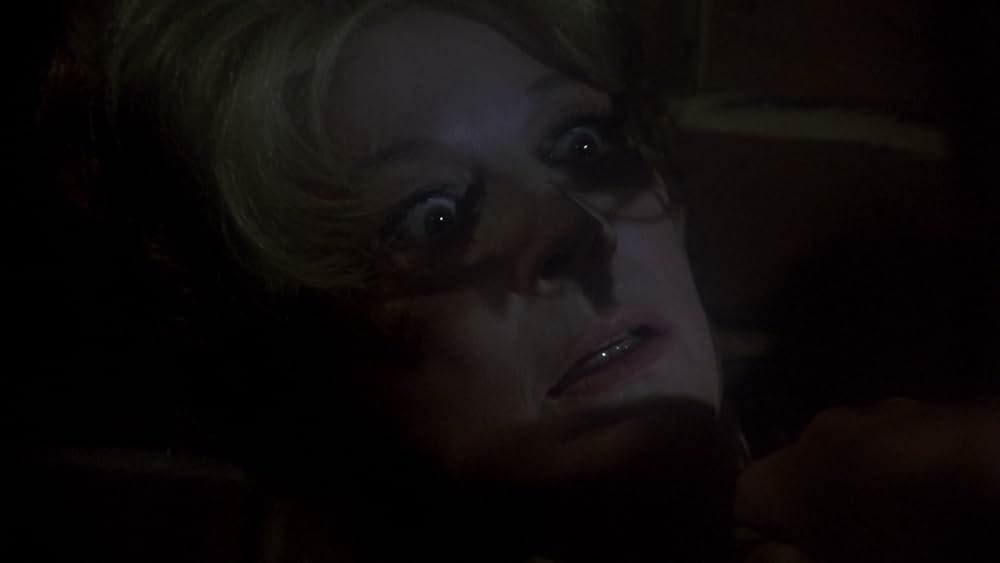 恐怖の影の画像