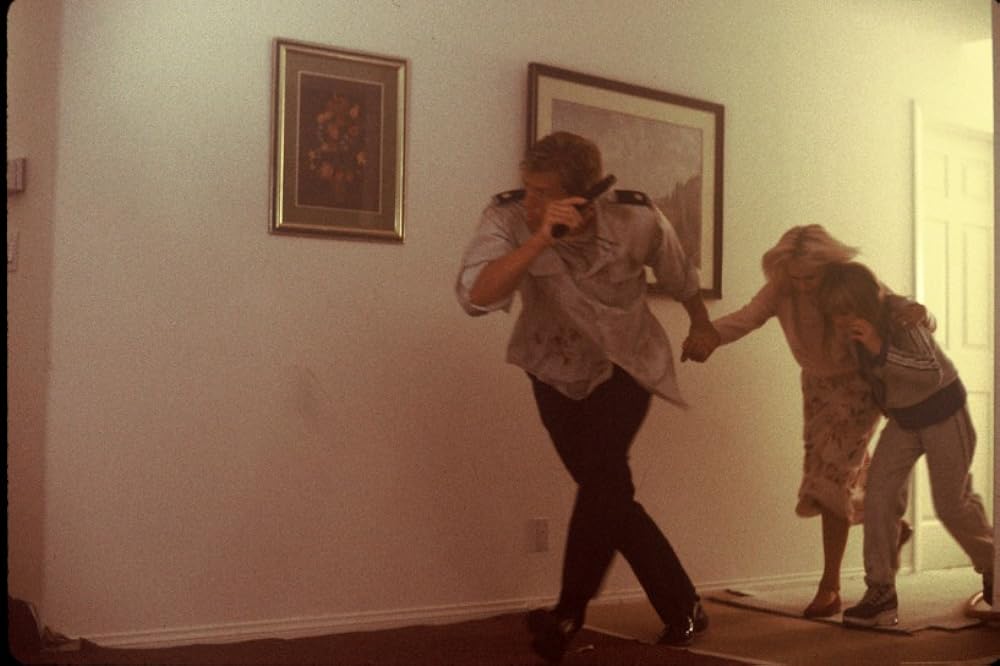 「ドルフ・ラングレン ストーム・キャッチャー」ドルフ・ラングレン & Kylie Bax & イボンヌ・ジーマの画像