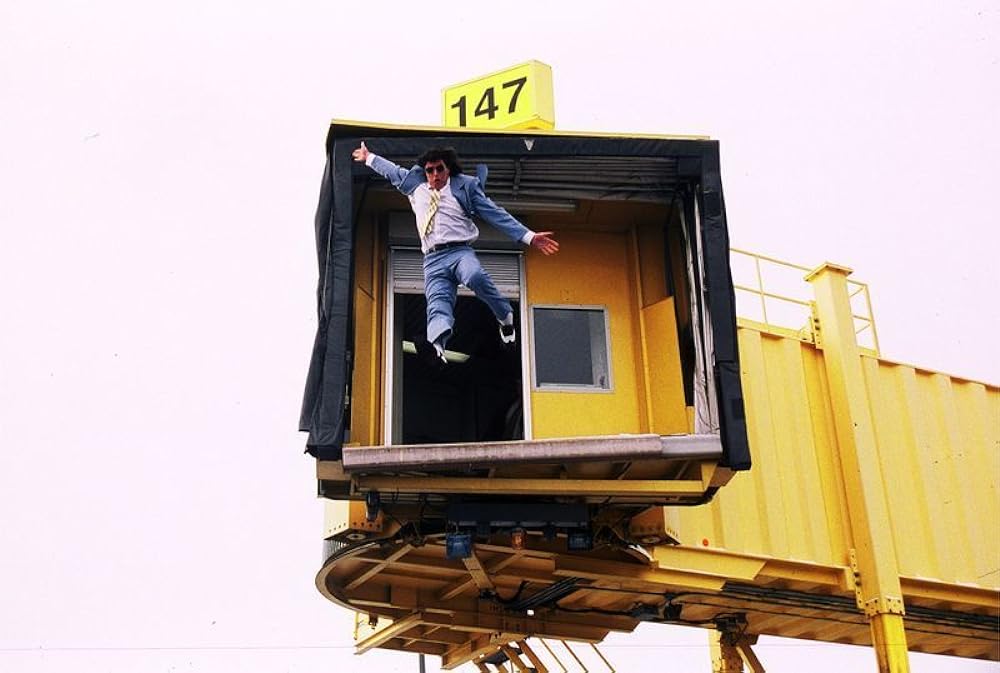 ドルフ・ラングレン in エリミネイト・ソルジャーの画像