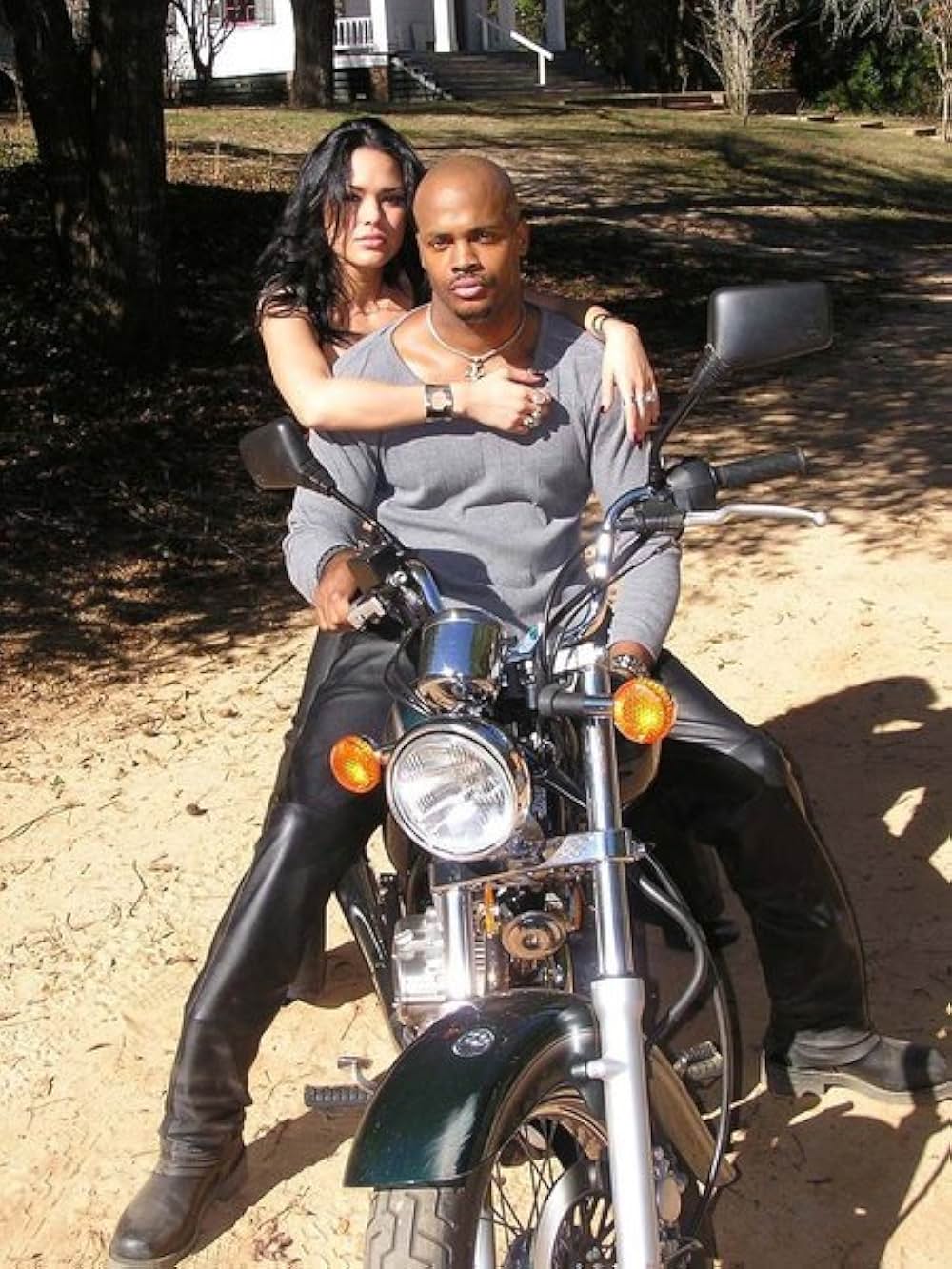 2001人の狂宴の画像