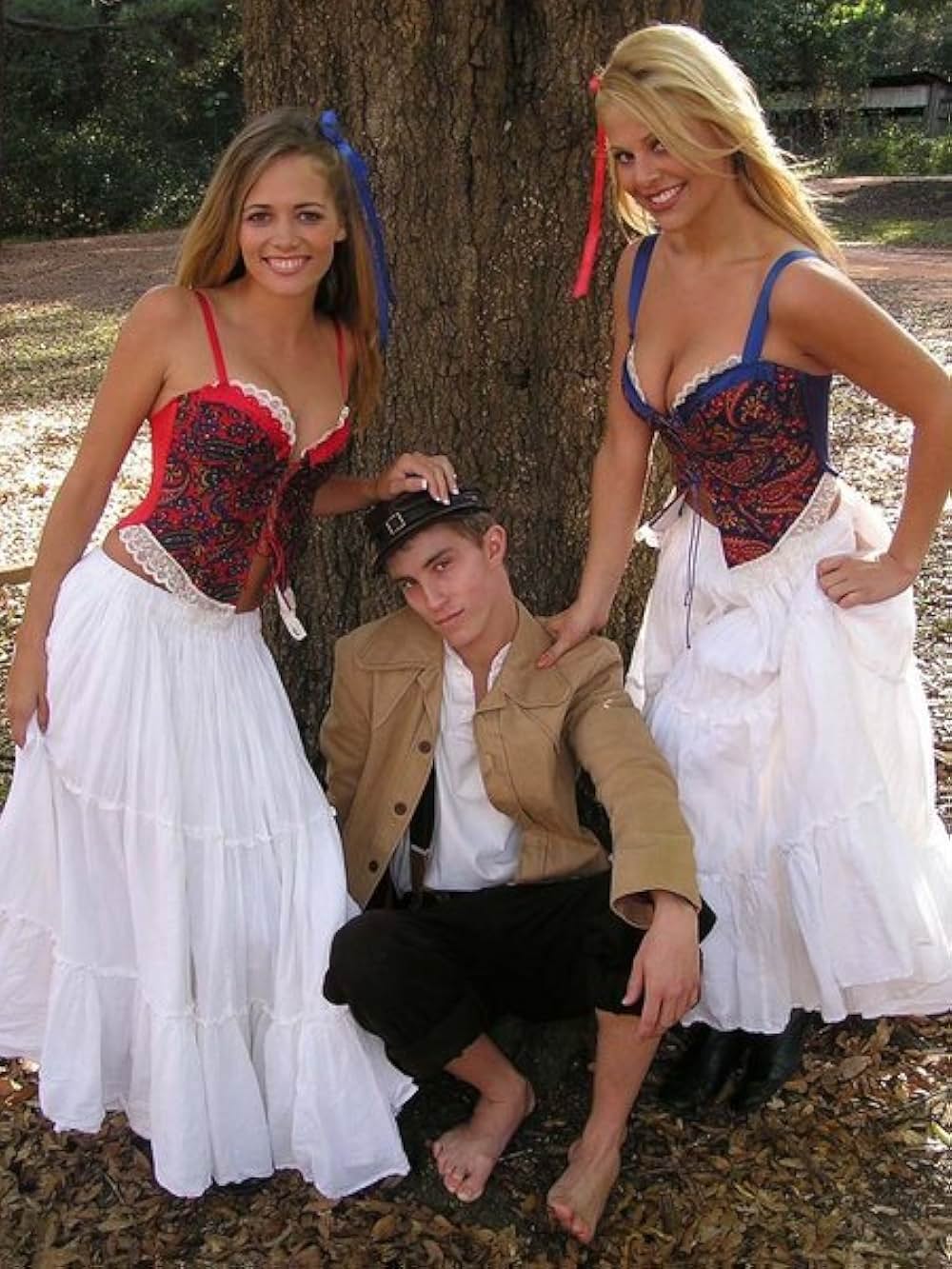 2001人の狂宴の画像