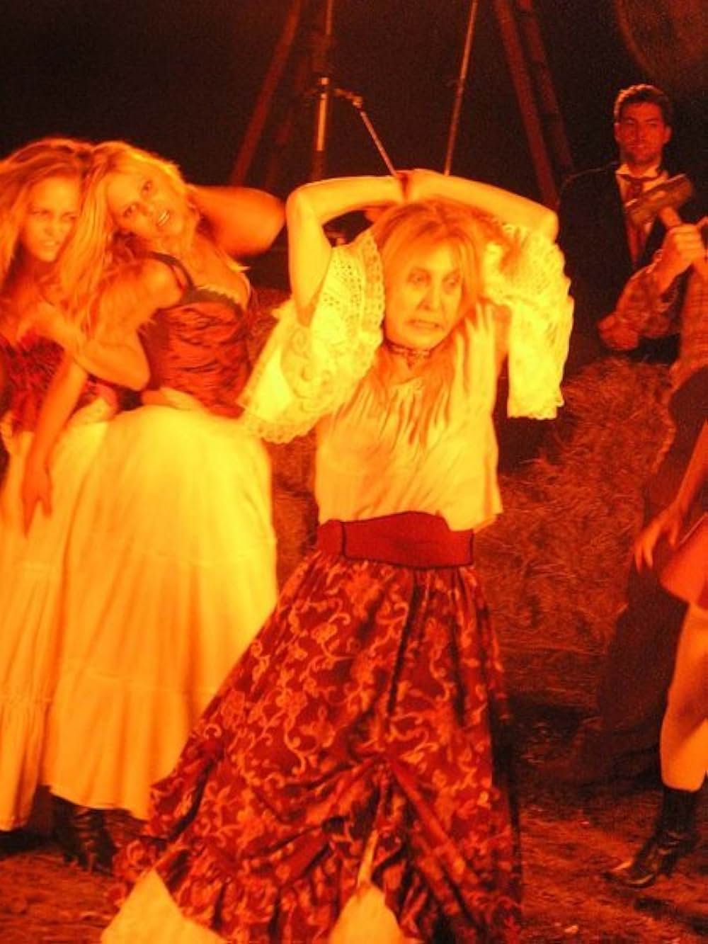 2001人の狂宴の画像