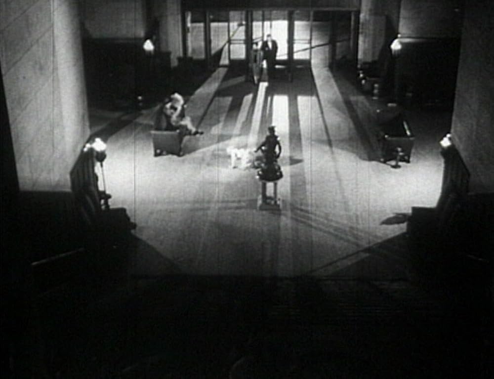 恐怖の足跡 ビギニングの画像