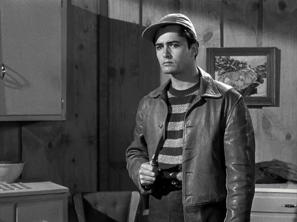 暗黒への転落の画像