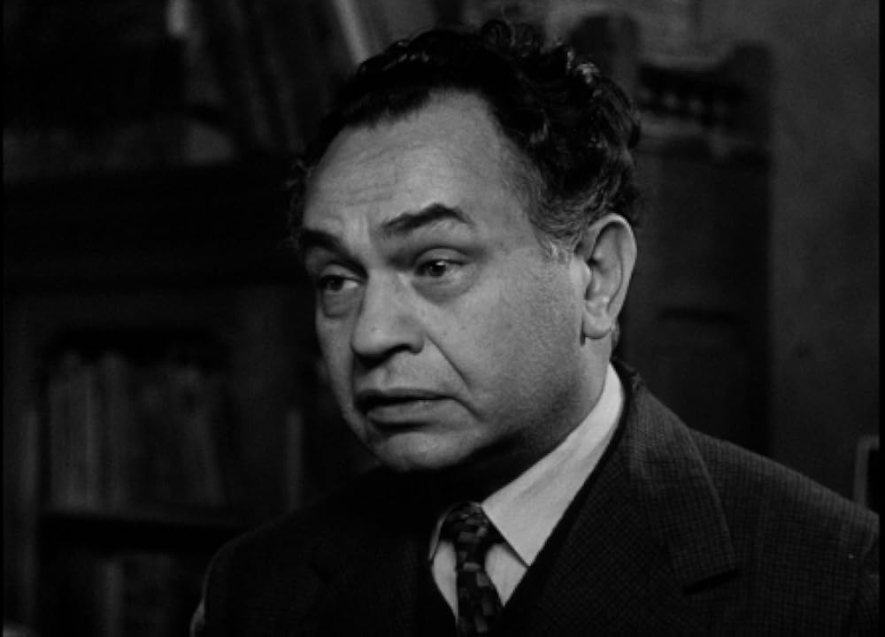 夜は千の眼を持つの画像