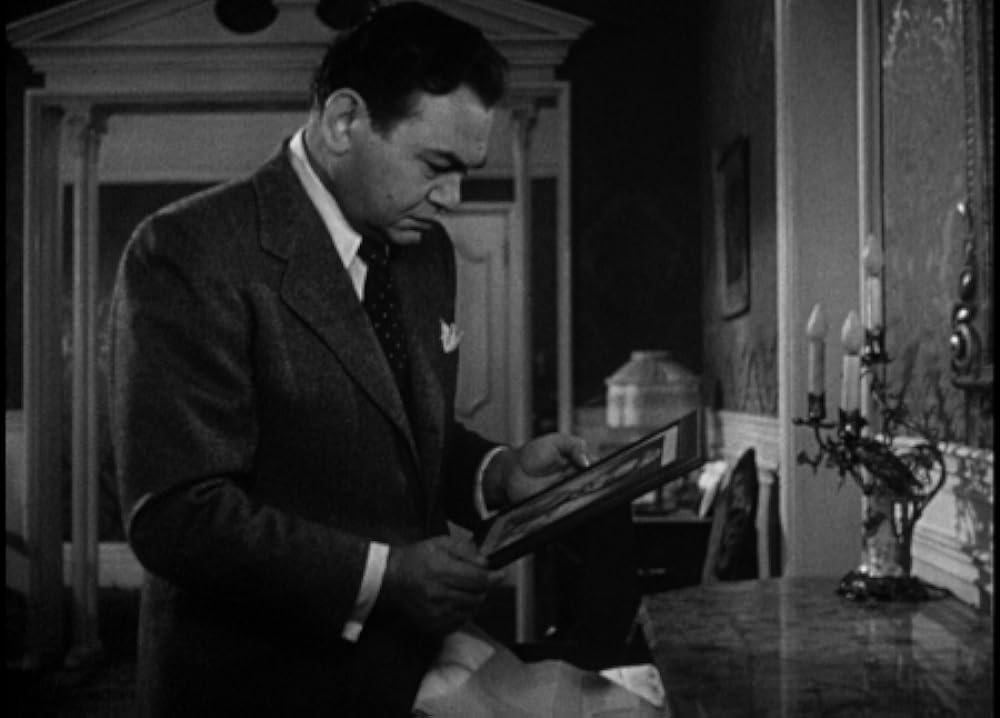 夜は千の眼を持つの画像