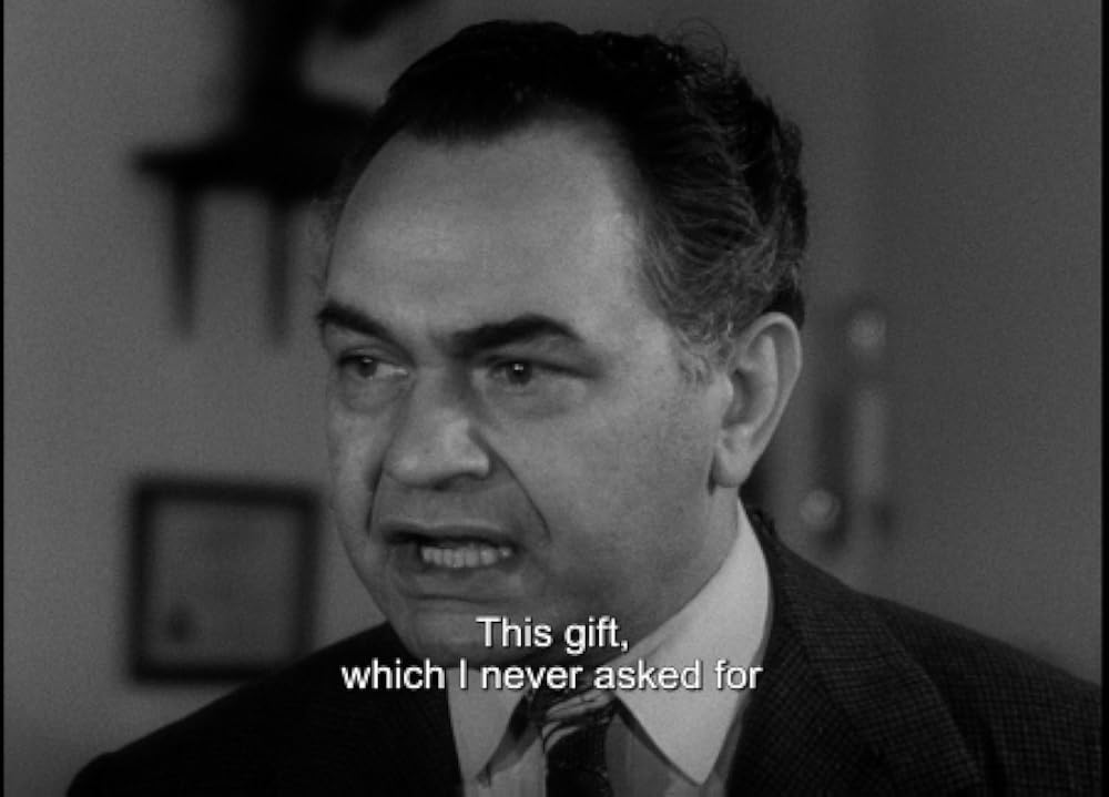 夜は千の眼を持つの画像