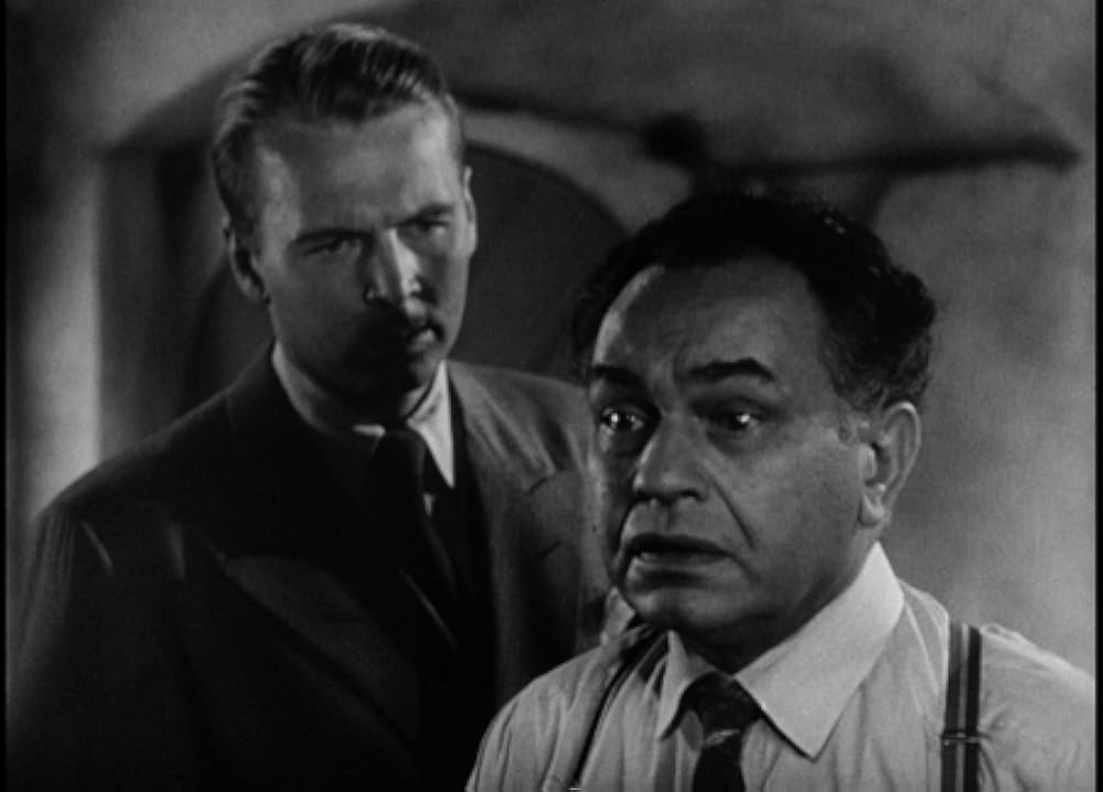 夜は千の眼を持つの画像