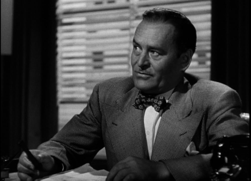 夜は千の眼を持つの画像