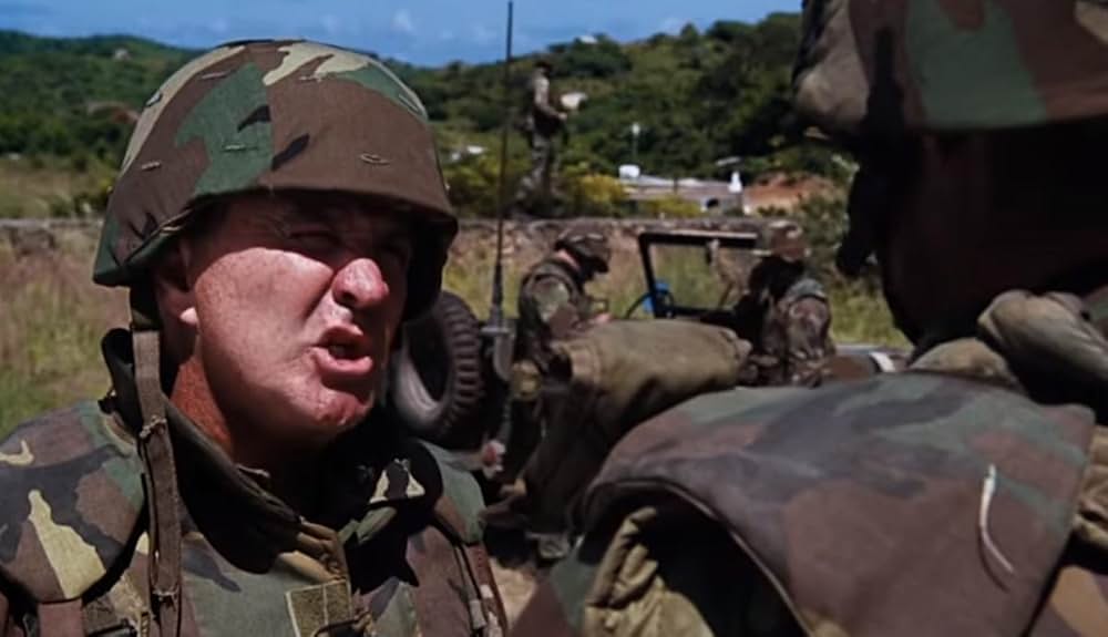 「ハートブレイク・リッジ／勝利の戦場」の画像