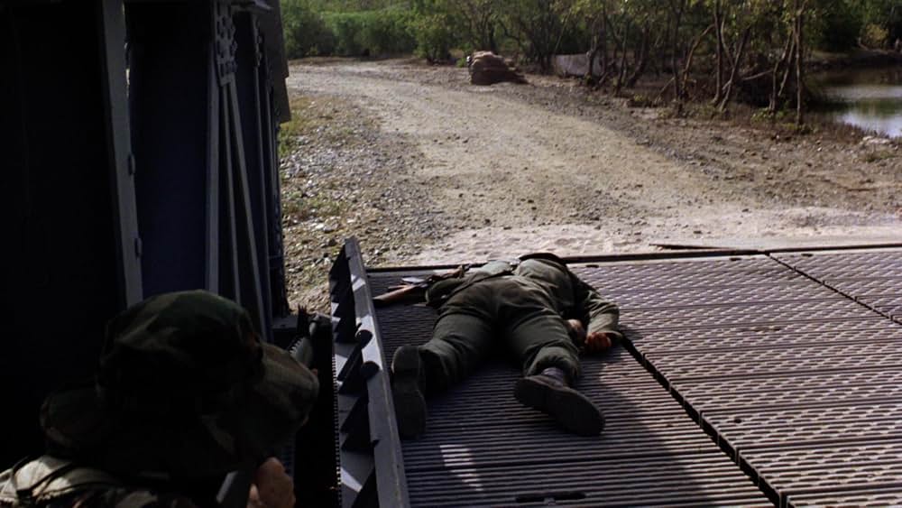 「ハートブレイク・リッジ／勝利の戦場」の画像