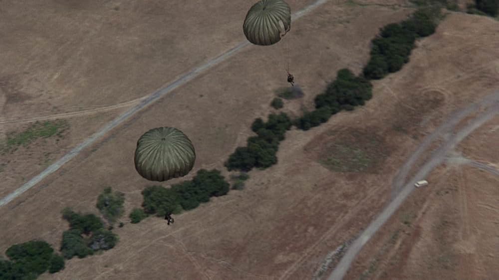 「ハートブレイク・リッジ／勝利の戦場」の画像