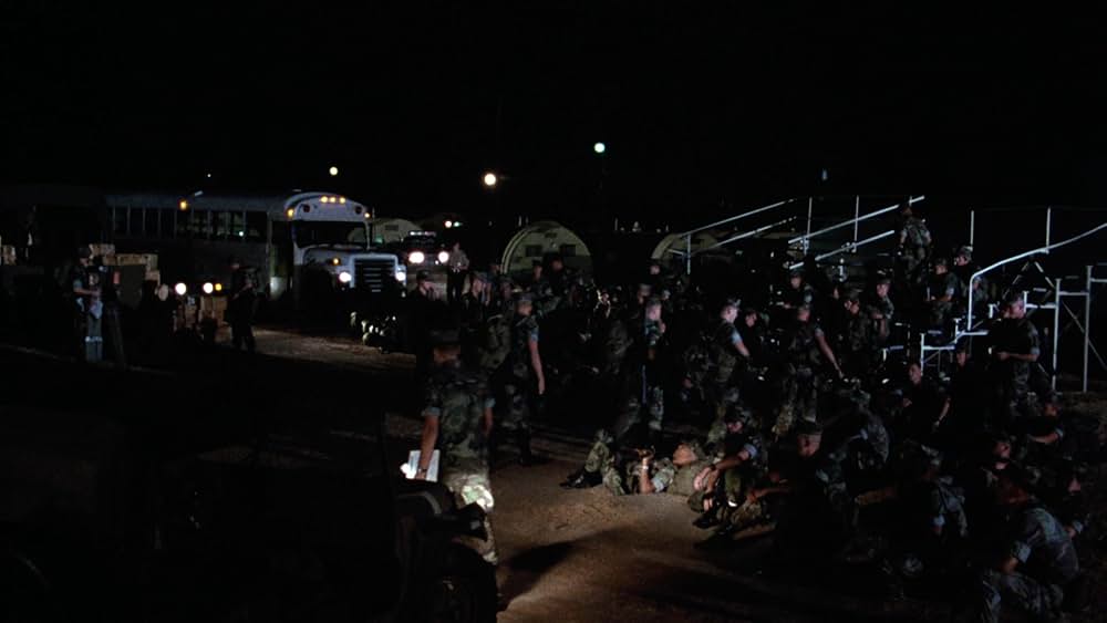 「ハートブレイク・リッジ／勝利の戦場」の画像