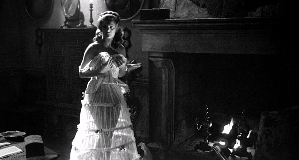 幽霊屋敷の蛇淫の画像