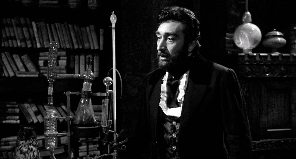 幽霊屋敷の蛇淫の画像