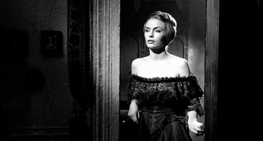 幽霊屋敷の蛇淫の画像