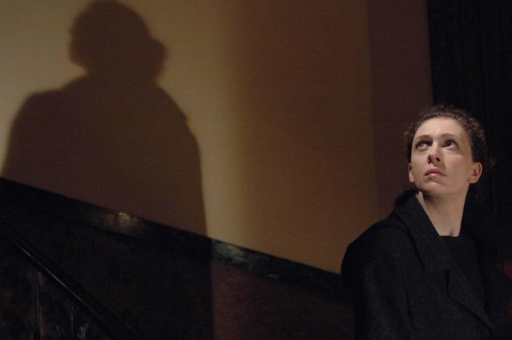 題名のない子守唄の画像