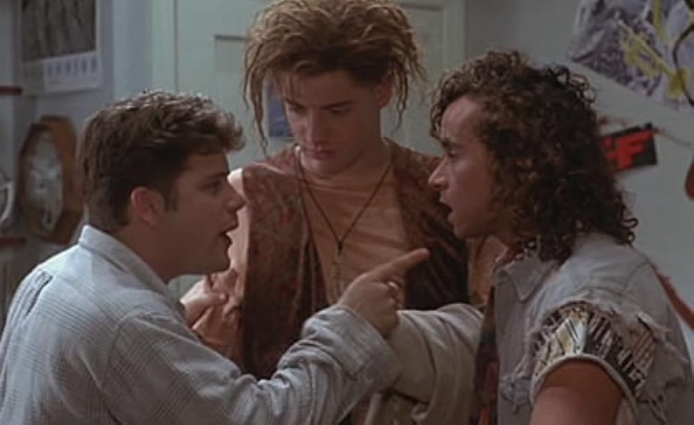 「原始のマン」ショーン・アスティン & ブレンダン・フレイザー & Pauly Shoreの画像