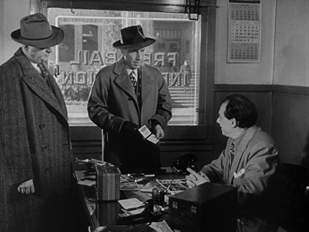 情無用の街の画像