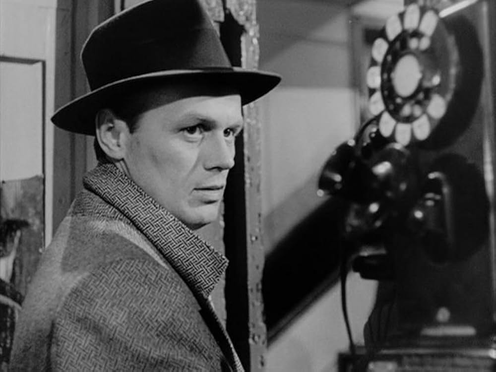 情無用の街の画像