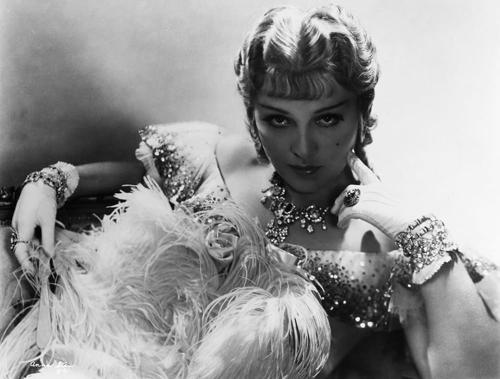 女優ナナの画像