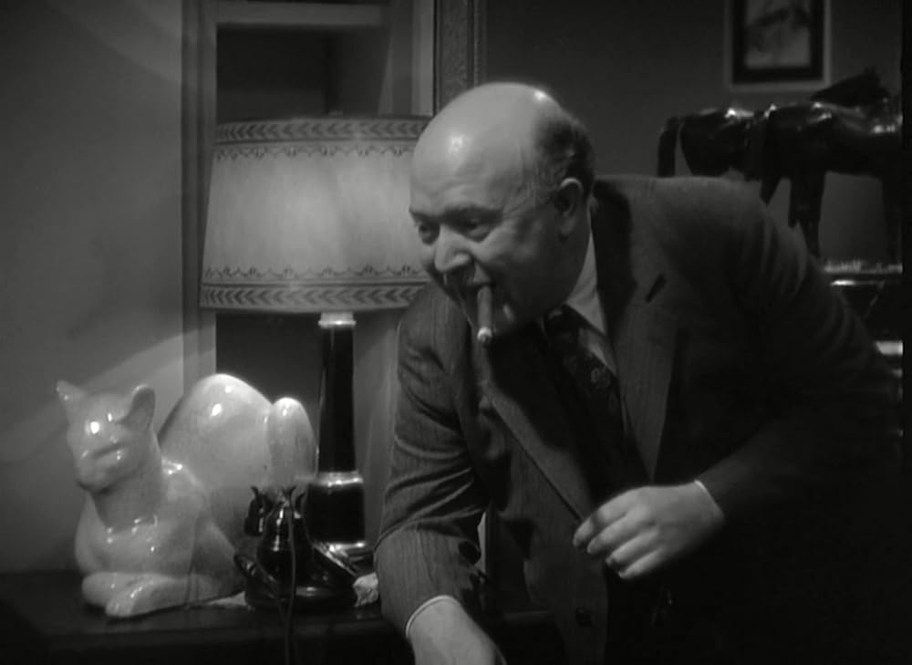 「市街」ガイ・キビーの画像