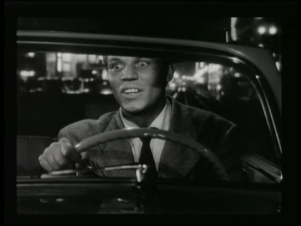 都会の牙の画像