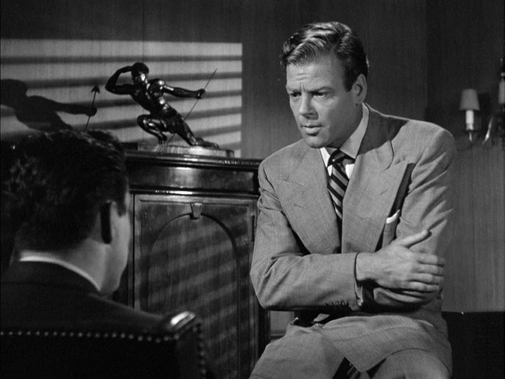 都会の牙の画像