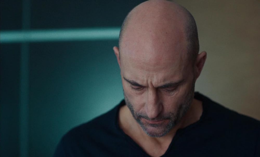 「NOCEBO／ノセボ」マーク・ストロングの画像