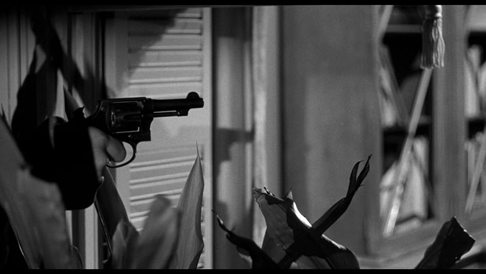 クリムゾン・キモノの画像