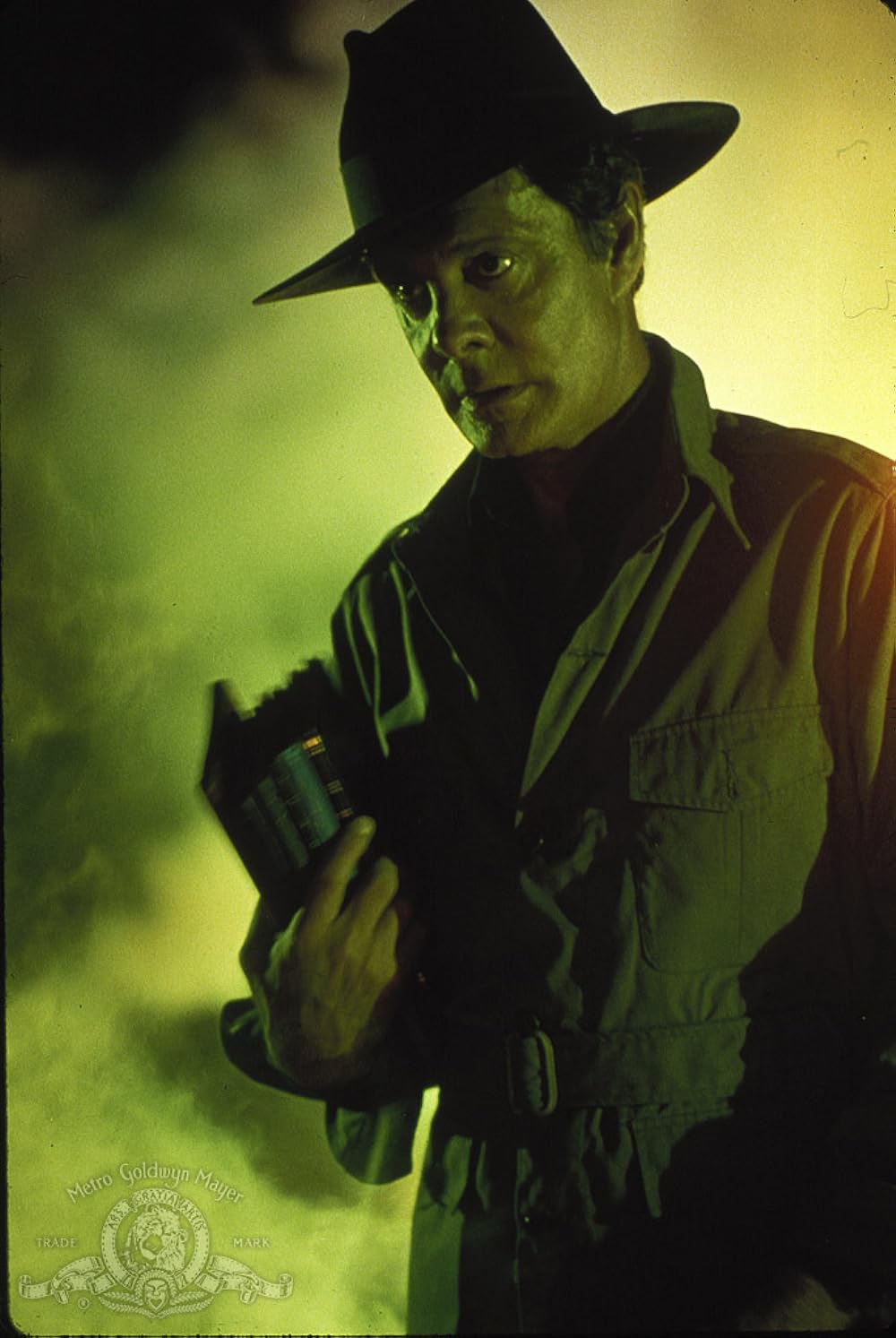 「怪人スワンプ・シング／影のヒーロー」ルイ・ジュールダンの画像