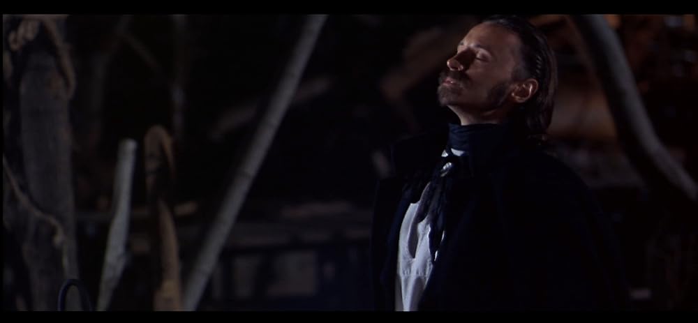 「ラビナス」ロバート・カーライルの画像