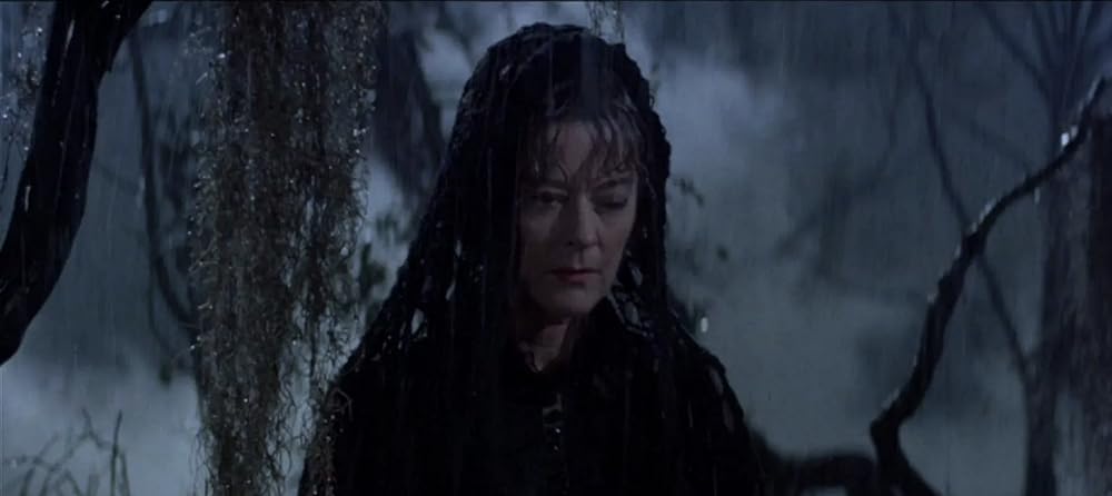 姦婦の生き埋葬の画像