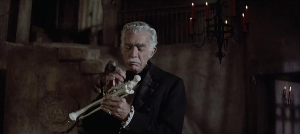 「姦婦の生き埋葬」アラン・ネイピアの画像