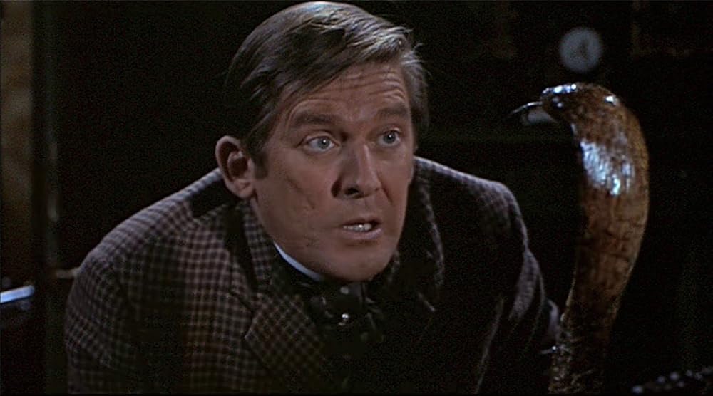 蛇女の脅怖の画像