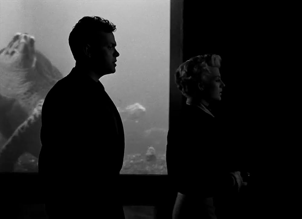 「上海から来た女」リタ・ヘイワース & オーソン・ウェルズの画像