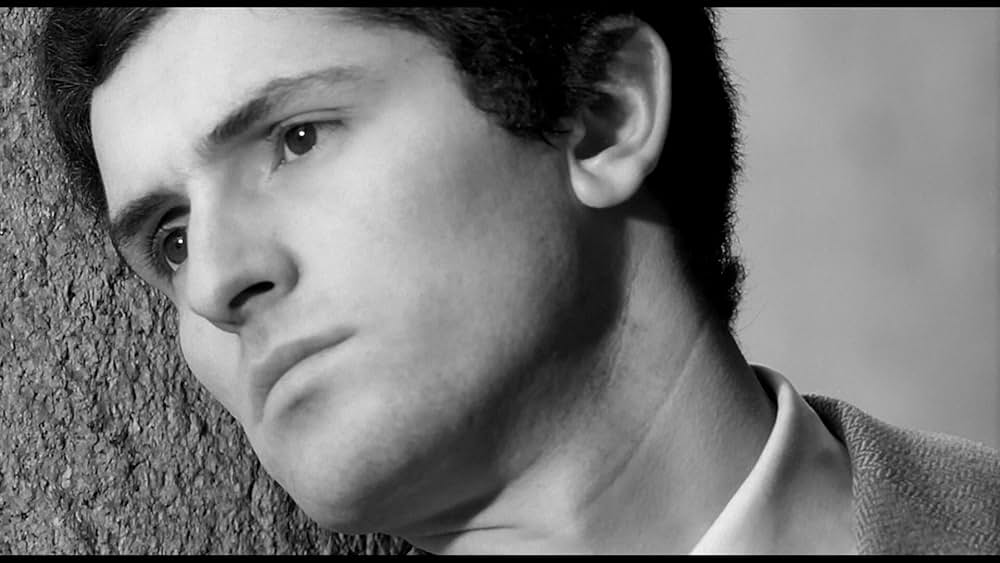 革命前夜の画像